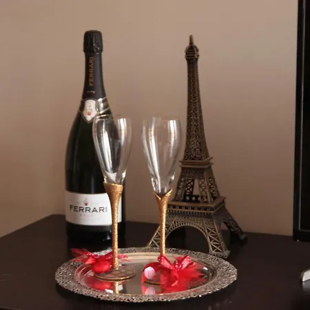 Bed & Breakfast Selene Charme And Confort *